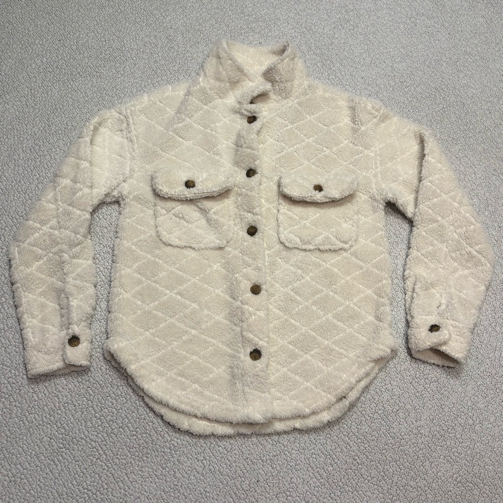 Chase Fame Women's Sherpa Fleece Shacket Jacket‎ CreamQuiltedButton UpCozy Size